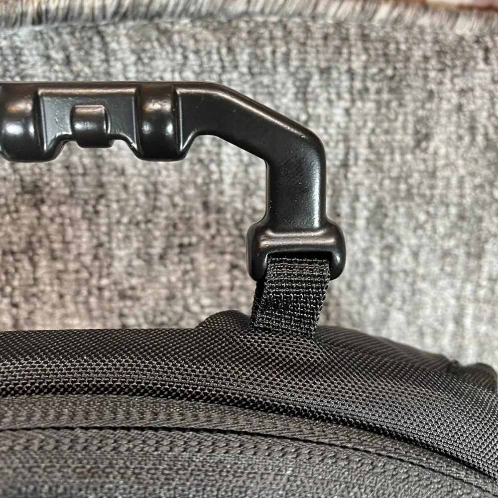 Oakley VSL Icon Backpack Blackout FOS901774 NWT Laptop Tactical Travel Bag 150